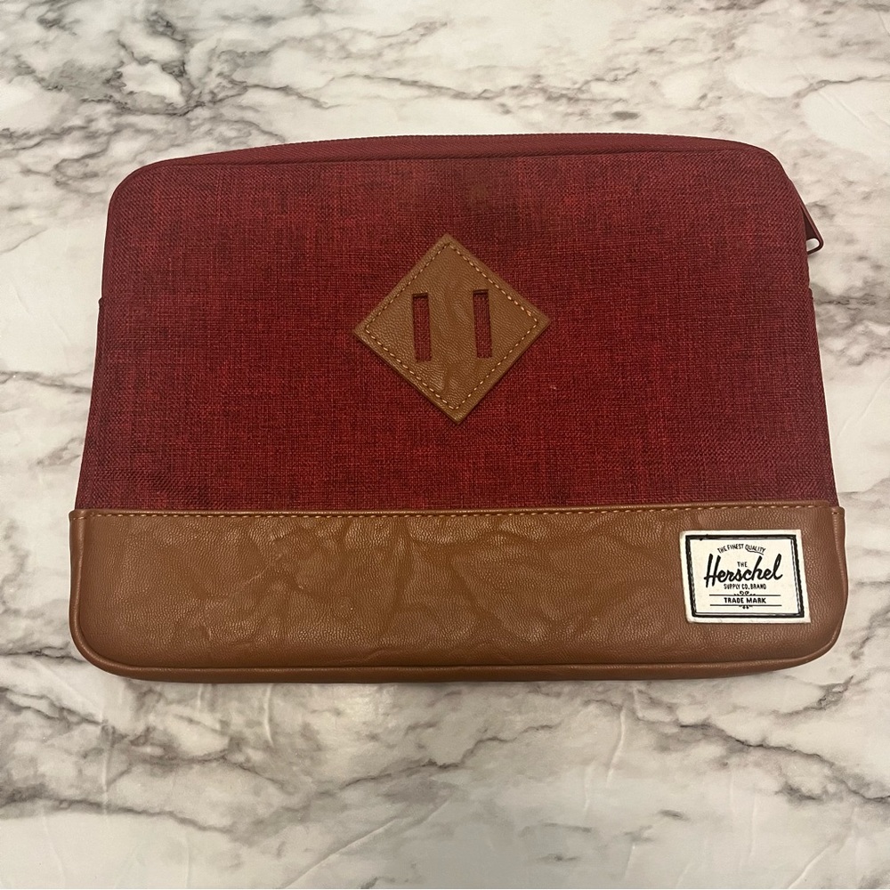 Herschel iPad mini bag